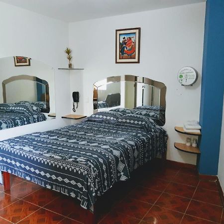 Hospedaje Las Tres Regiones Лима Экстерьер фото