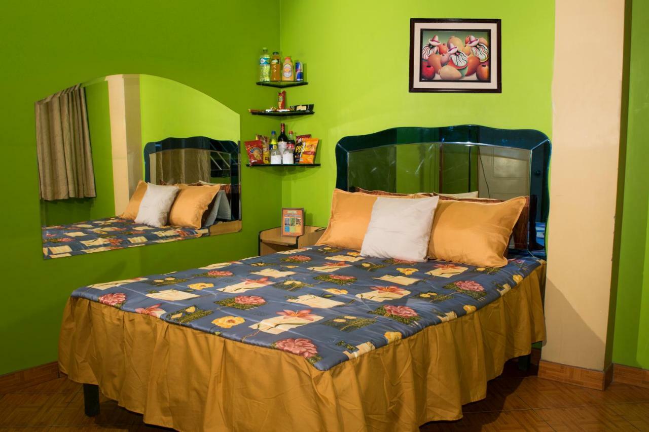 Hospedaje Las Tres Regiones Лима Экстерьер фото